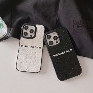 ディオール iPhone ケース レザー型押しロゴ 耐衝撃 全面保護 ブラック?ホワイトのペアデザイン