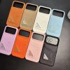 プラダ iPhone ケース シュリンクレザー 薄型 軽量 カード収納 メンズ向け