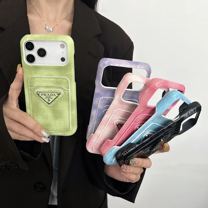 プラダ iPhone ケース ワニ柄 レザー スリム おしゃれ カード収納 背面型