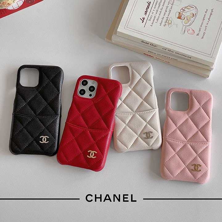 シャネル iPhone ケース キルティングレザー 背面カード入れ 大人可愛い
