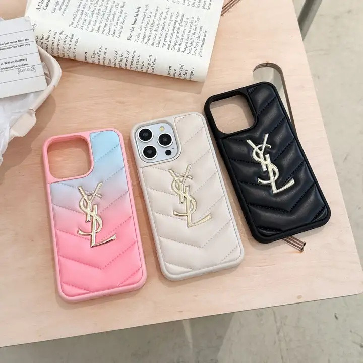 イヴサンローラン iPhone ケース キルティングレザー 女性用 ホットスタンプ ゴールド 高級感