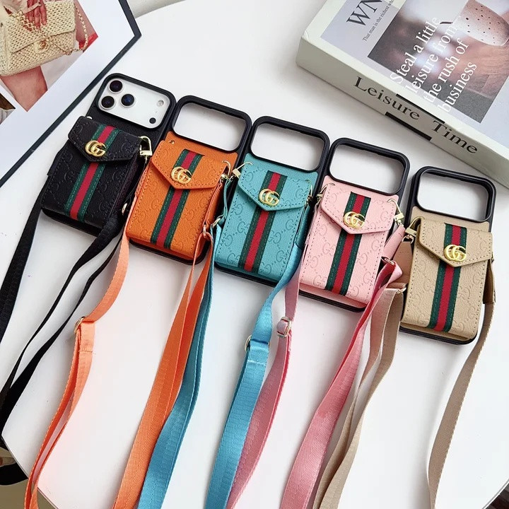 グッチ iPhone ケース エンボスレザー ショルダーストラップ付き 斜めがけ おしゃれ
