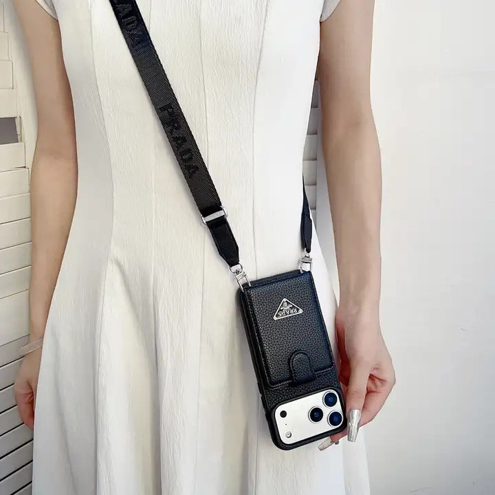 プラダ iPhone ケース 斜めがけ ショルダー ストラップ付き 三角ロゴ カード収納 サフィアーノ レザー ブラック