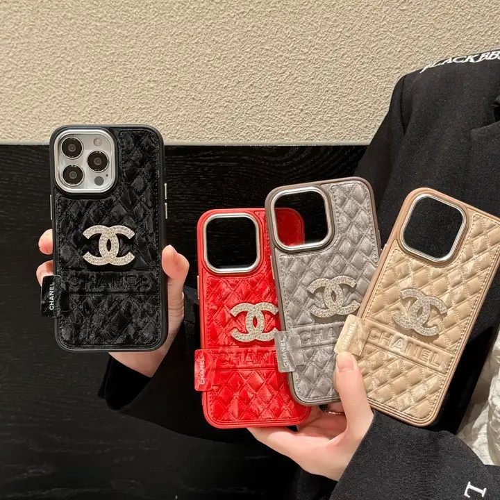 シャネル iPhone ケース 高級レザー ベルベット レンズ保護 電気メッキ加工 キラキラ