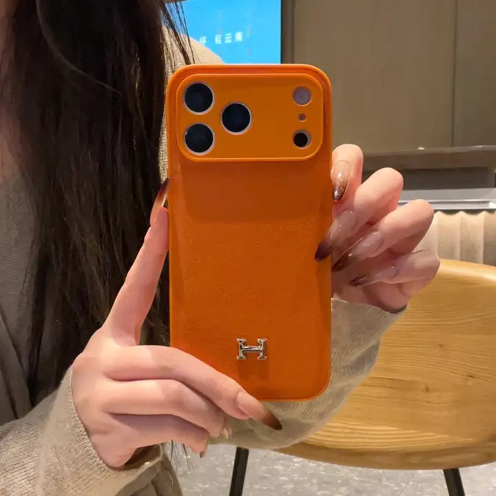 エルメス iPhone ケース レザー ライチテクスチャ Hメタルロゴ レンズ保護 耐衝撃 MagSafe対応