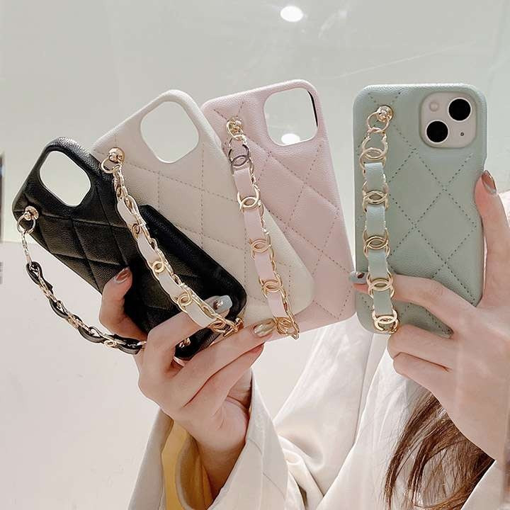 シャネル iPhone ケース バンド付き キャビアスキン レザー スマホベルト 落下防止