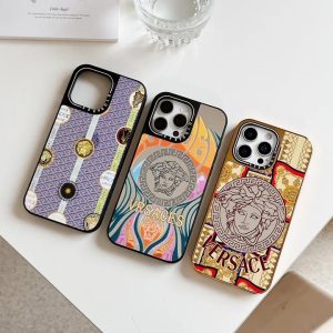 ヴェルサーチ iPhone ケース 鏡面 すべり止め 耐衝撃 メドゥーサデザイン
